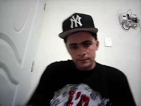 Rodri alex1 online show from June 28, 12:39 am