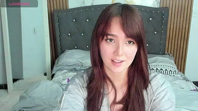 Snapshot of littlesofig chatting on July 1, 4:46 am littlesofig online show from July 1, 4:46 am