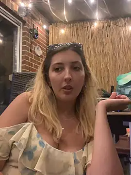 Lilly2809 online show from July 27, 9:11 pm