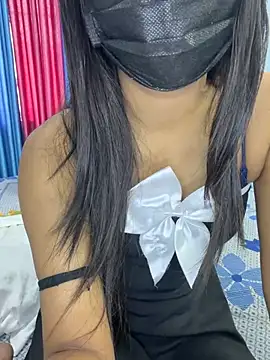 Snapshot of Muskan_alveera18 chatting on July 6, 7:59 am Muskan alveera18 online show from July 6, 7:59 am