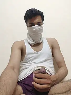 Snapshot of Yoursexy_boy21 chatting on July 5, 5:53 pm Yoursexy boy21 online show from July 5, 5:53 pm
