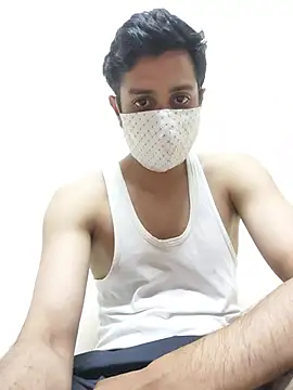 Snapshot of Yoursexy_boy21 chatting on July 13, 5:45 pm Yoursexy boy21 online show from July 13, 5:45 pm