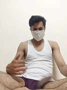 Snapshot of Yoursexy_boy21 chatting on July 17, 5:54 pm Yoursexy boy21 online show from July 17, 5:54 pm