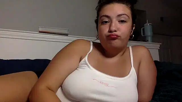 v1oletlyes online show from July 8, 1:52 am