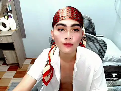 Snapshot of ItsKenny chatting on July 2, 4:07 am ItsKenny online show from July 2, 4:07 am