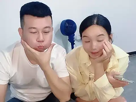 Snapshot of yaya_0109 chatting on July 2, 3:23 am yaya 0109 online show from July 2, 3:23 am