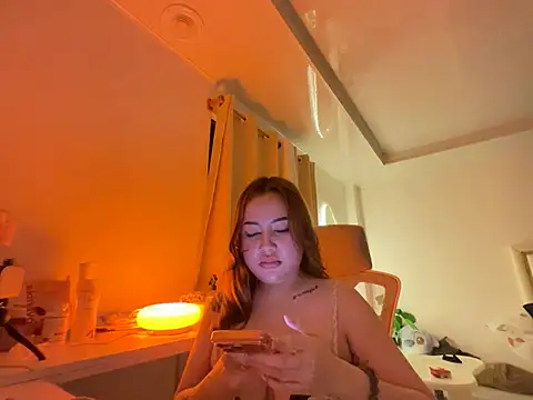 bettygoes online show from June 30, 1:11 pm