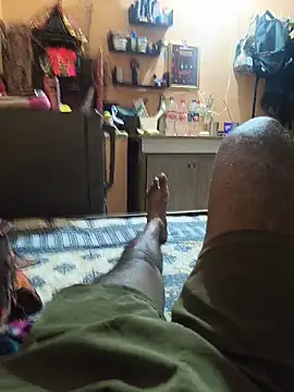 skbaby00 online show from June 30, 3:56 pm