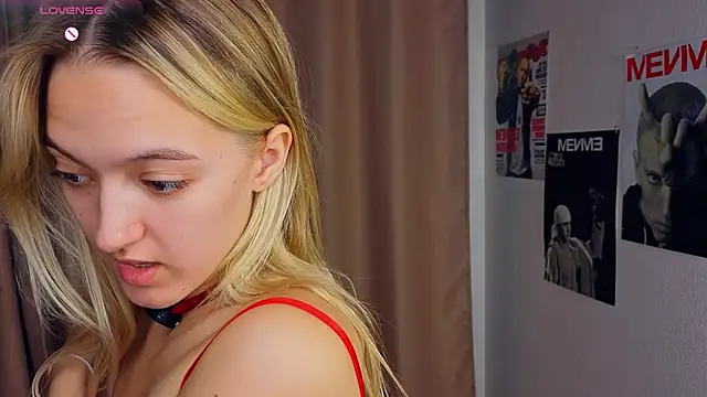 MaryVexx online show from July 9, 7:57 pm