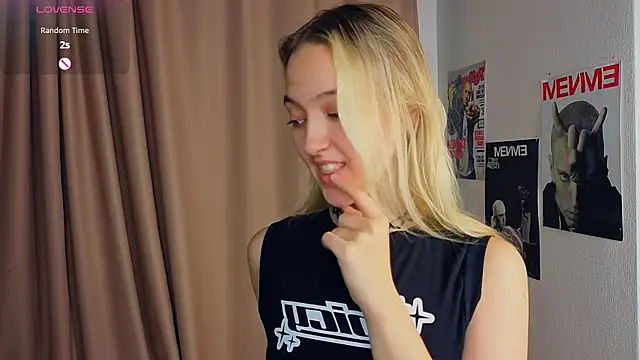 MaryVexx online show from July 16, 6:16 pm