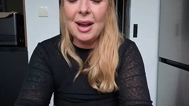 TammyJeann online show from September 15, 7:09 am