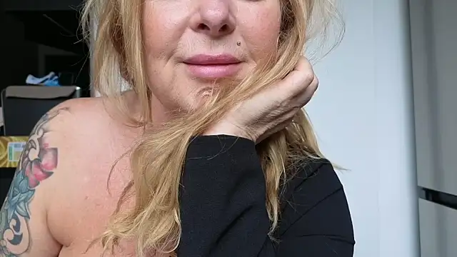 TammyJeann online show from June 1, 7:52 am
