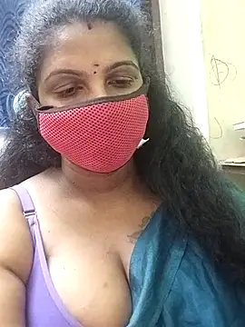 Snapshot of Poojitha-Queen chatting on July 2, 5:30 pm Poojitha-Queen online show from July 2, 5:30 pm