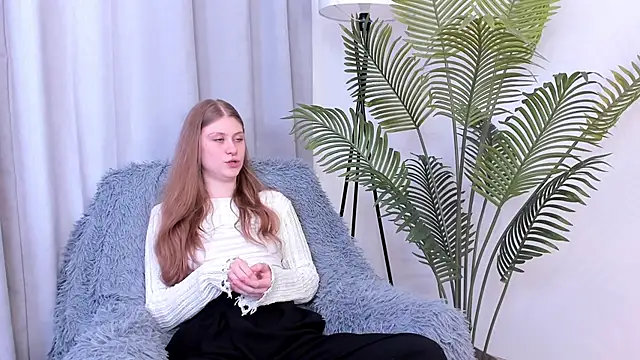 IdaliaKinnick online show from June 30, 11:43 am