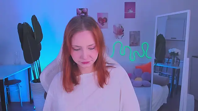 LittlePeach007 online show from July 1, 4:35 am