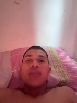 Snapshot of elpri2324 chatting on June 30, 12:49 pm elpri2324 online show from June 30, 12:49 pm