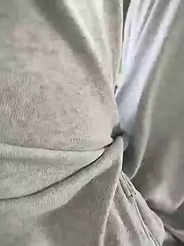 Snapshot of delhidick678 chatting on July 17, 3:15 am delhidick678 online show from July 17, 3:15 am