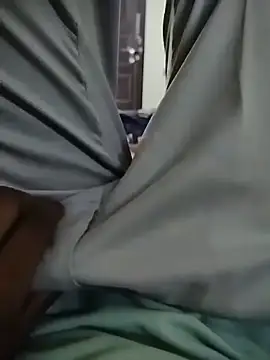 Snapshot of delhidick678 chatting on July 12, 7:20 am delhidick678 online show from July 12, 7:20 am