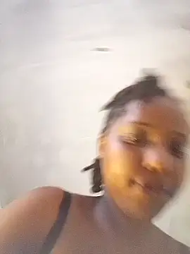 thickyybabieee online show from June 30, 12:38 pm