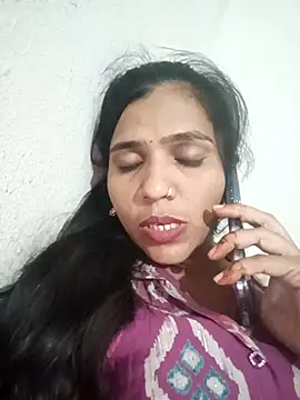 Snapshot of Hotsexysita chatting on August 4, 4:55 pm Hotsexysita online show from August 4, 4:55 pm
