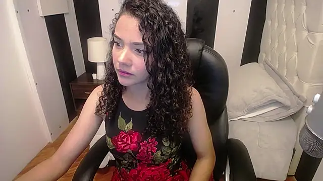 Snapshot of lucy_lorelei chatting on July 2, 12:55 pm lucy lorelei online show from July 2, 12:55 pm