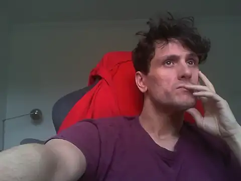Snapshot of specockular chatting on July 1, 5:46 pm specockular online show from July 1, 5:46 pm