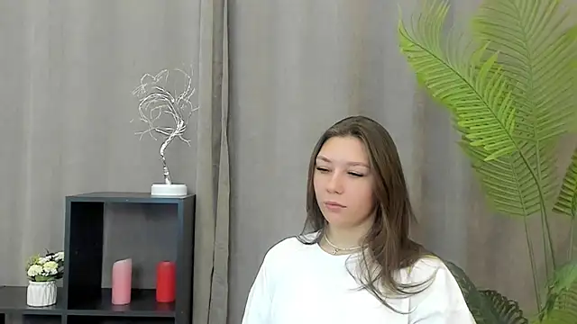CarlitaThomley online show from July 3, 10:22 am