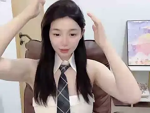 Annie-3 online show from July 2, 7:58 am