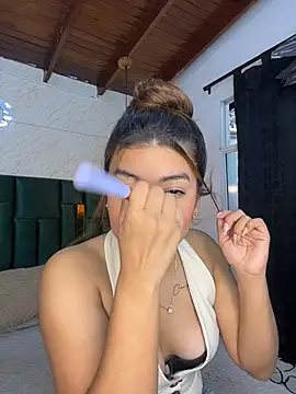 mia castano online show from July 12, 11:11 am