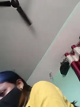 Snapshot of Sexxy-Neha chatting on July 7, 10:52 am Sexxy-Neha online show from July 7, 10:52 am