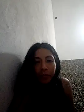 MeganHoott online show from July 4, 4:30 am