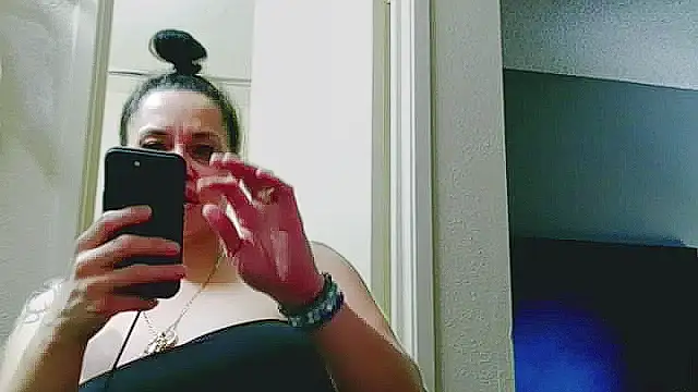 imisamoore69 online show from January 17, 7:12 am