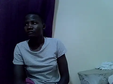 queen 0012 online show from July 2, 4:24 pm