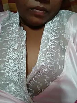 senlata46938 online show from July 17, 6:32 am
