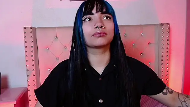 Victoria Goddes online show from July 3, 12:33 pm
