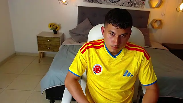 Lucas morenty online show from July 3, 8:26 pm