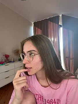 IsabellaStarglow online show from July 15, 3:52 pm