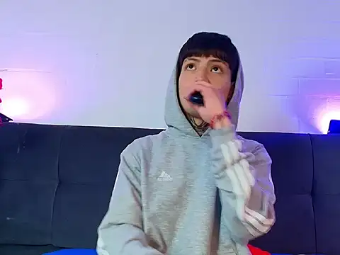 Skylen Snow online show from July 7, 3:09 am