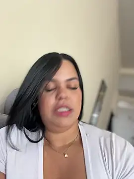 AliceStarshine online show from March 29, 4:52 pm