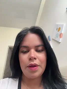 AliceStarshine online show from April 13, 1:48 pm