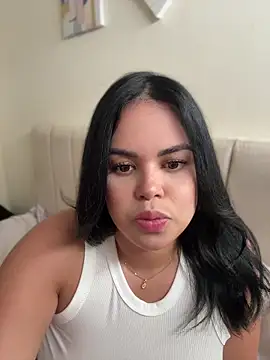 AliceStarshine online show from May 31, 7:14 pm