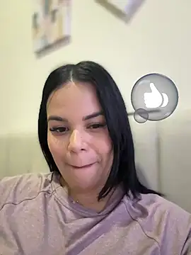 Snapshot of AliceStarshine chatting on October 23, 4:00 am AliceStarshine online show from October 23, 4:00 am