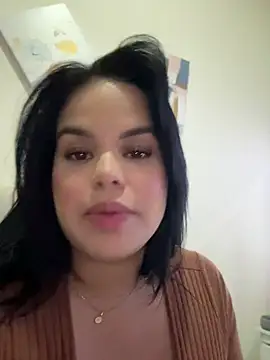 Snapshot of AliceStarshine chatting on July 19, 1:58 am AliceStarshine online show from July 19, 1:58 am
