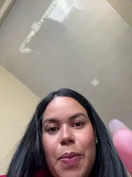 AliceStarshine online show from April 22, 4:25 pm