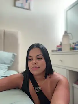 Snapshot of AliceStarshine chatting on November 23, 7:35 pm AliceStarshine online show from November 23, 7:35 pm