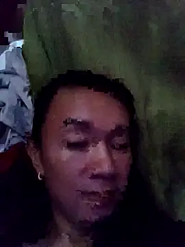 Snapshot of itsmepaulen chatting on July 4, 6:09 am itsmepaulen online show from July 4, 6:09 am