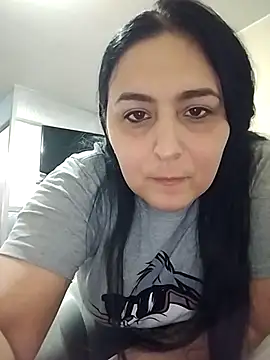 Snapshot of valeria1883 chatting on July 4, 8:35 pm valeria1883 online show from July 4, 8:35 pm