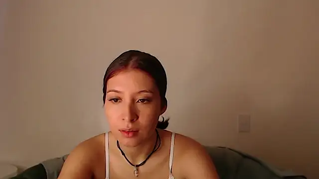Snapshot of -Ameliee chatting on July 7, 1:47 pm -Ameliee online show from July 7, 1:47 pm