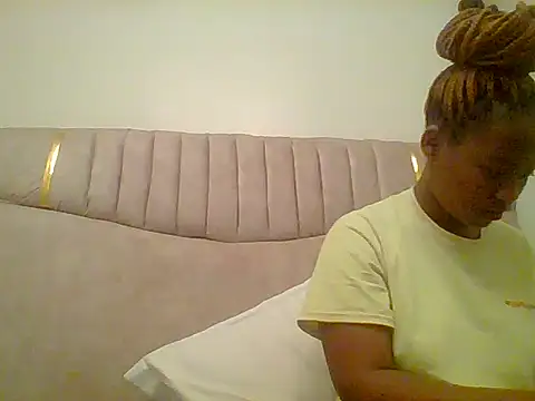 pretty d0ll online show from July 11, 2:06 pm