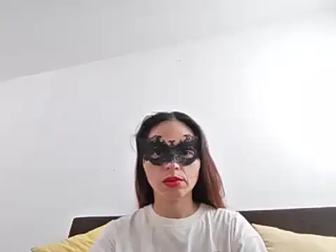 kiradessire01 online show from July 28, 1:21 pm